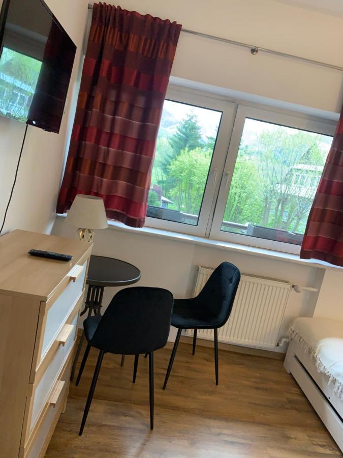 Pokoje Sunshine World Suites 자코파네 외부 사진