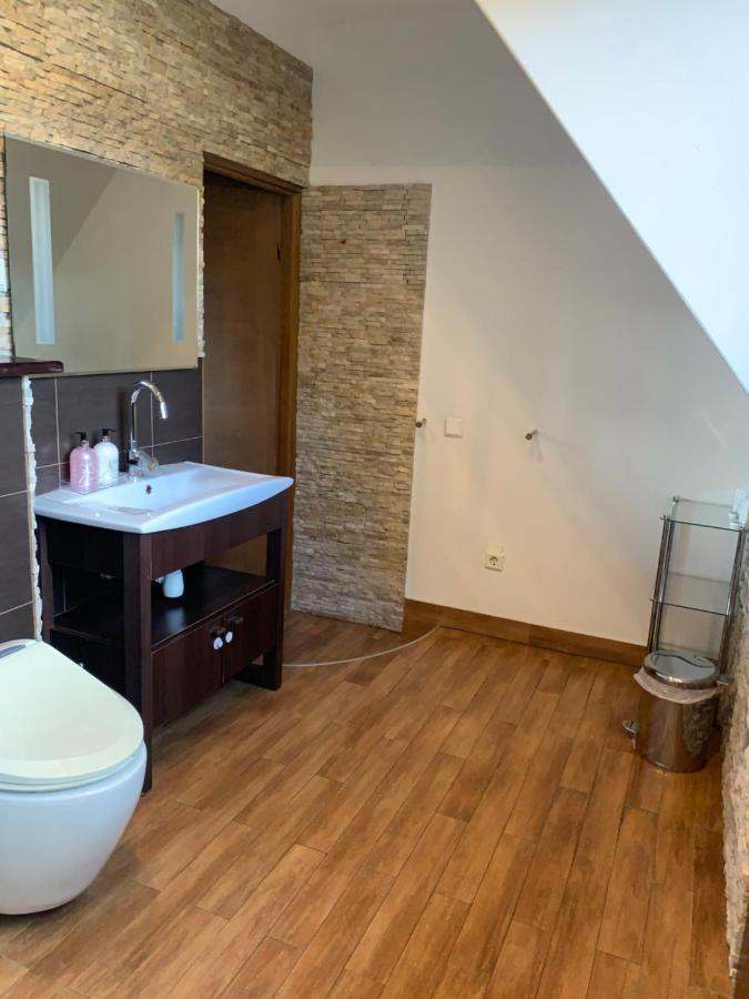Pokoje Sunshine World Suites 자코파네 외부 사진