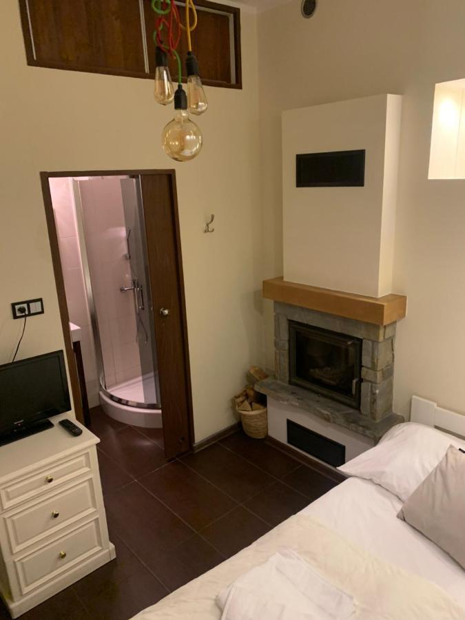 Pokoje Sunshine World Suites 자코파네 외부 사진