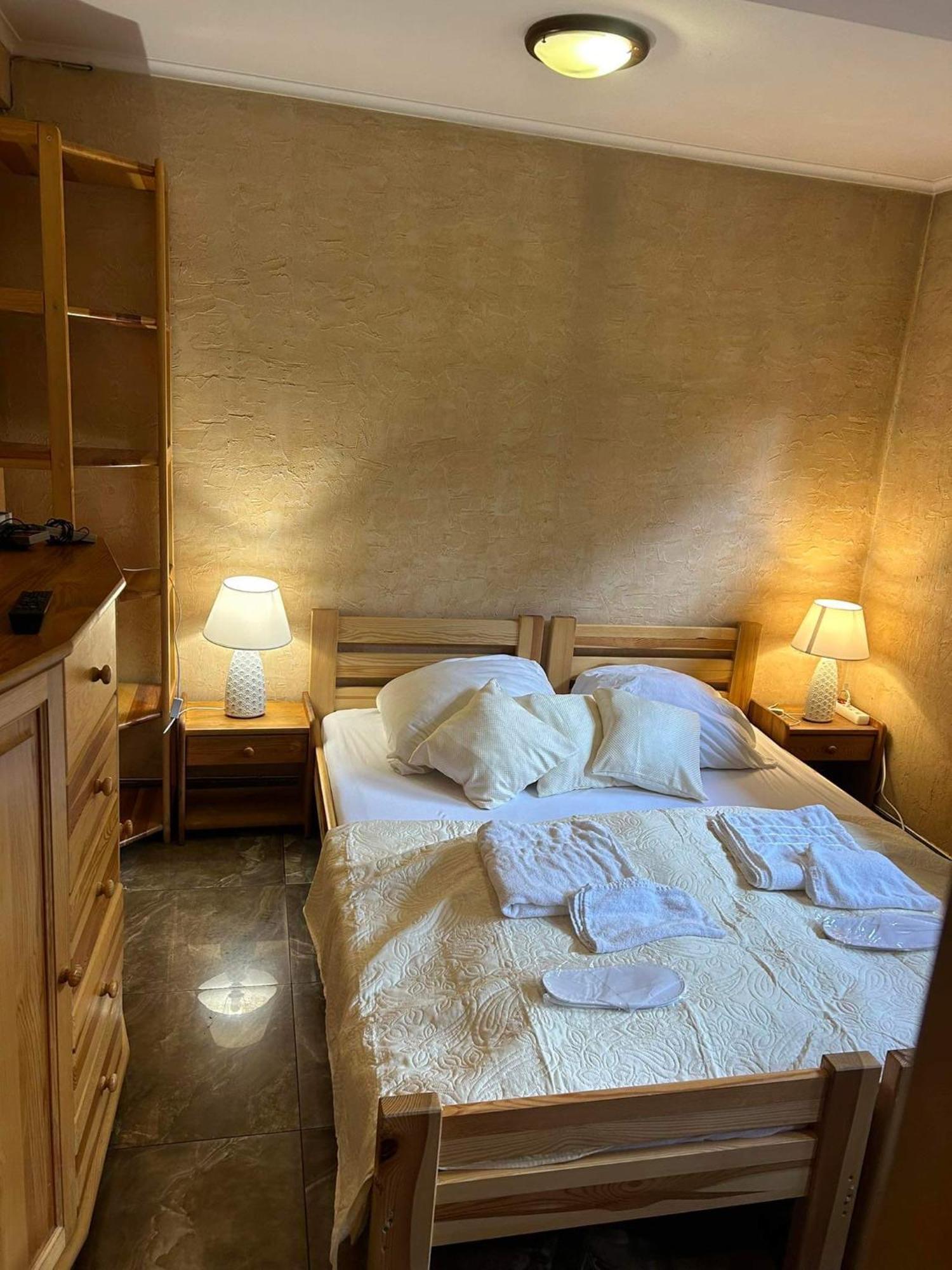 Pokoje Sunshine World Suites 자코파네 외부 사진